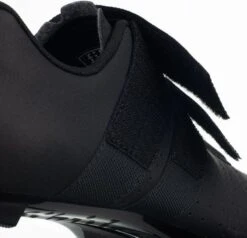 Fizik Tempo Powerstrap R5 Road Shoes Black -Pinnacle Cycling 18315525f97e2246cdcf8.23080556